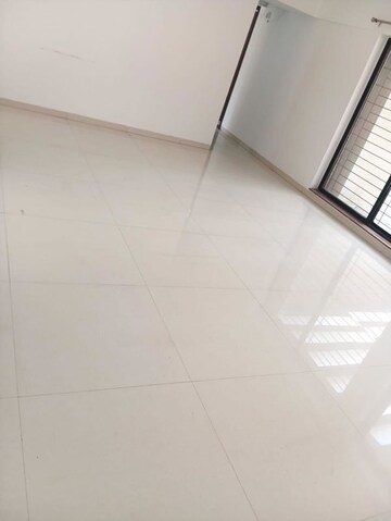 Room in 2.5 BHK Apartment at Park Express, Baner – for Sale