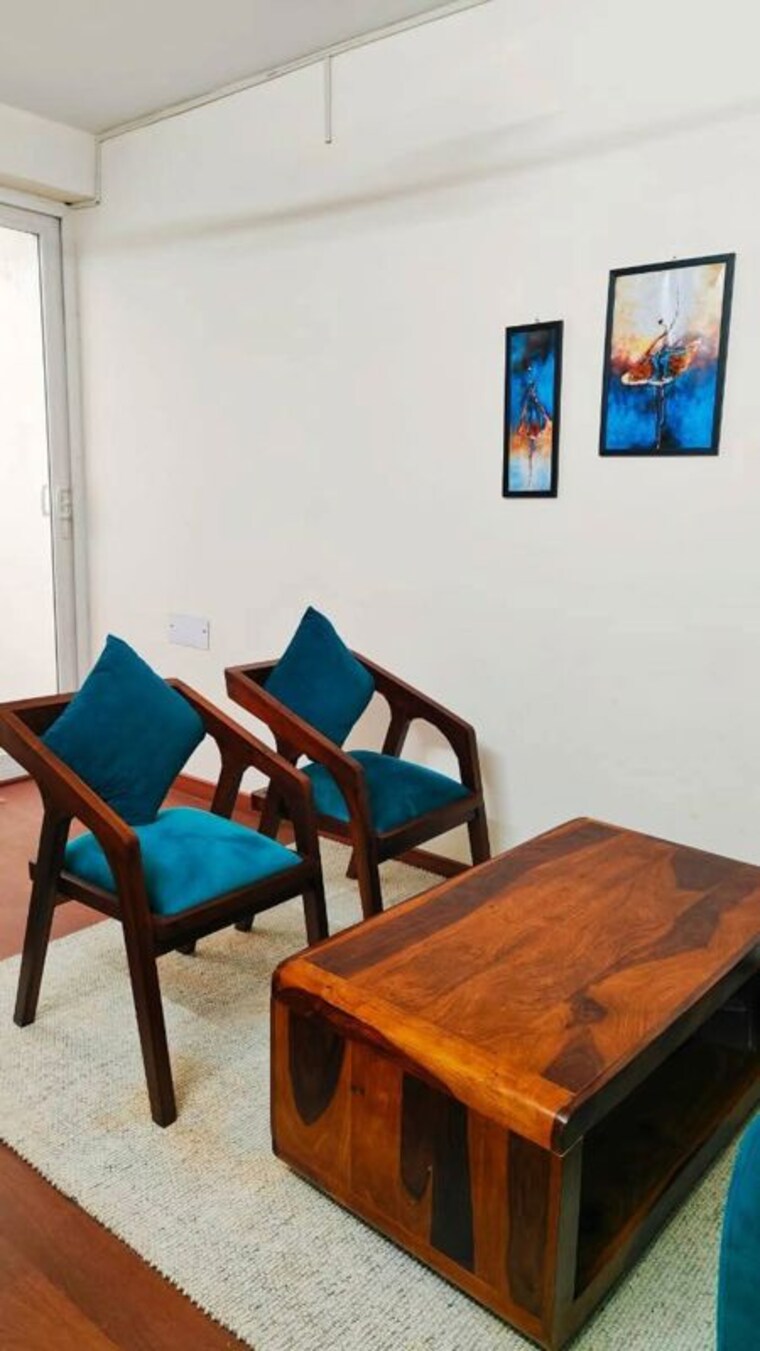 Living Room, saket 1 Bedroom 550 Sq.Ft. Apartment In Saket Delhi 9906716