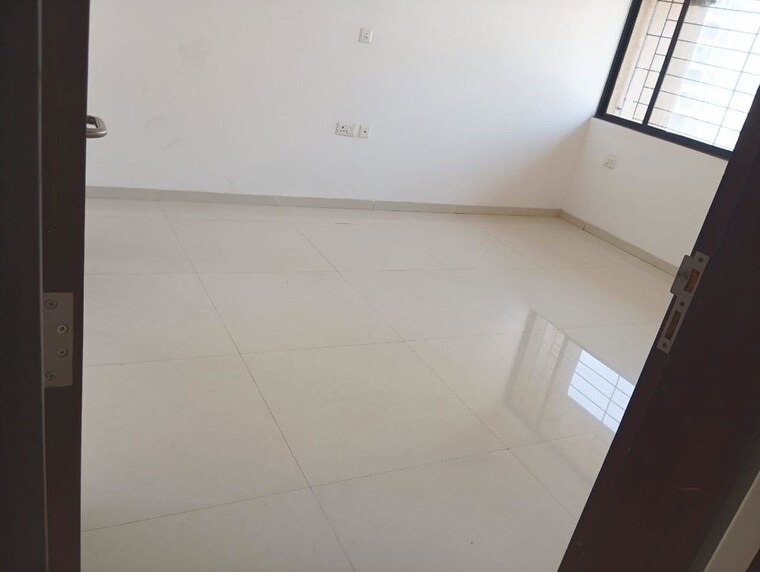 Room, park-express 2.5 Bedroom 1100 Sq.Ft. Apartment In Baner Pune 9906727