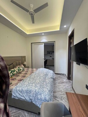 Bedroom in 1 BHK Apartment at Saket – for Rent