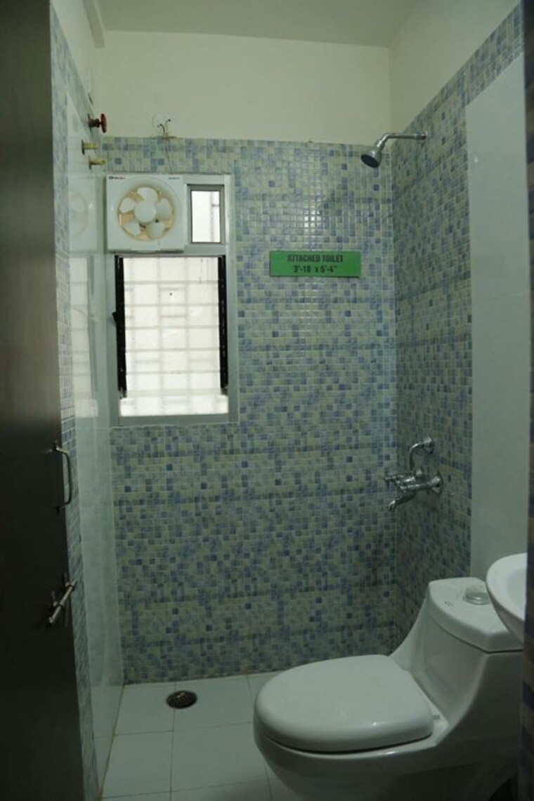 Bathroom, kamptee rd 2 Bedroom 1170 Sq.Ft. Apartment In Kamptee rd Nagpur 9906731