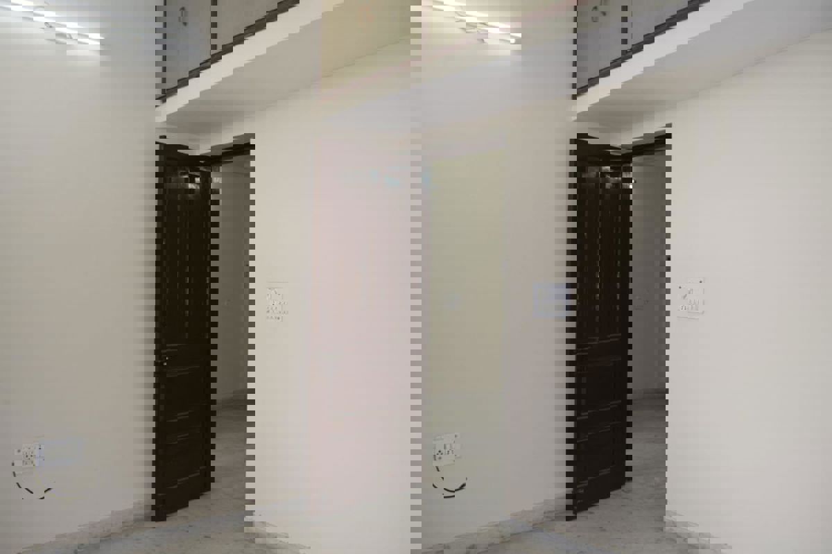 3 BHK Builder Floor For Rent in Sector 45