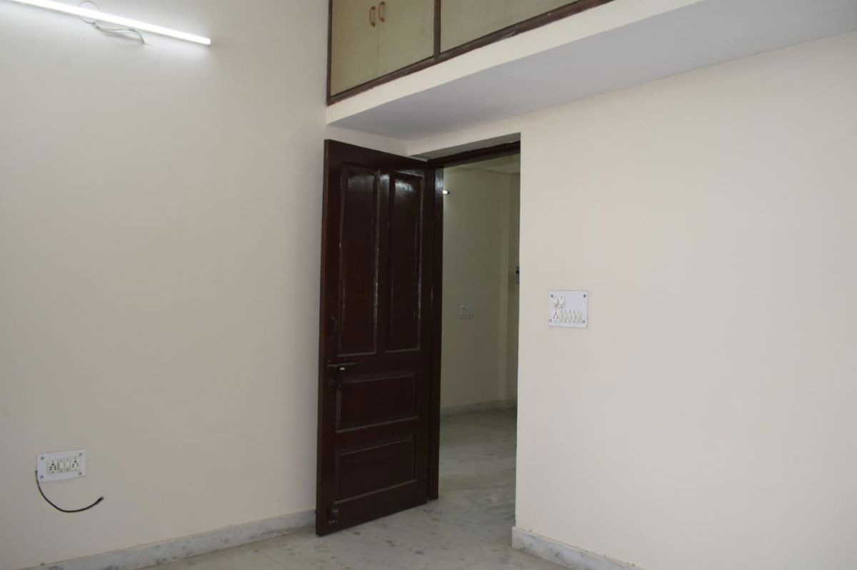 3 BHK Builder Floor For Rent in Sector 45
