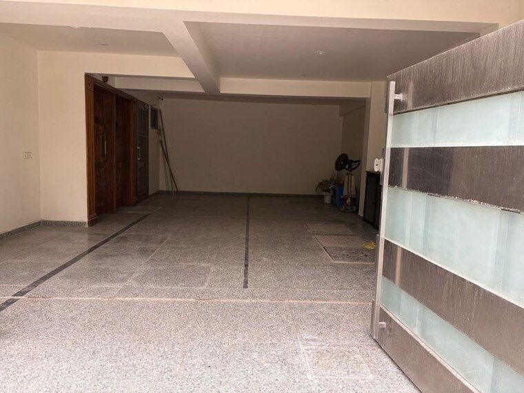 Kitchen, sector 45 3 Bedroom 2450 Sq.Ft. Builder Floor In Sector 45 Gurgaon 9906923