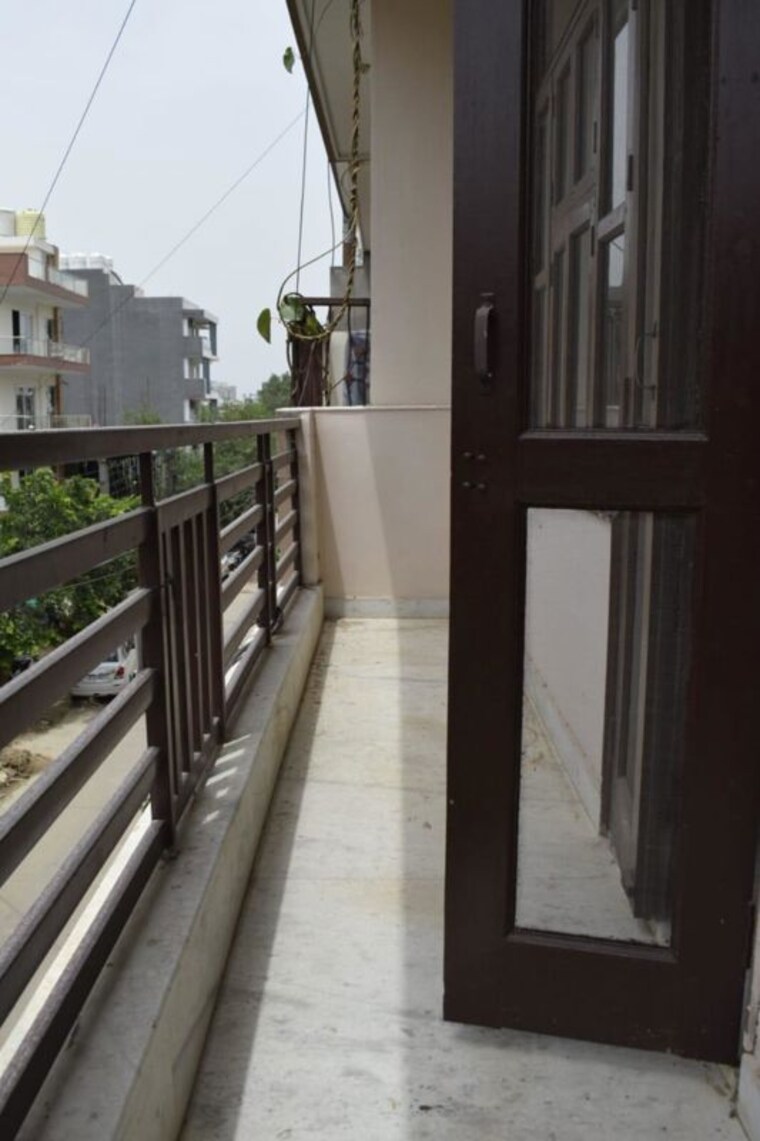 Balcony, sector 45 3 Bedroom 2450 Sq.Ft. Builder Floor In Sector 45 Gurgaon 9906923