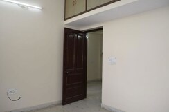3 BHK Builder Floor For Rent in Sector 45
