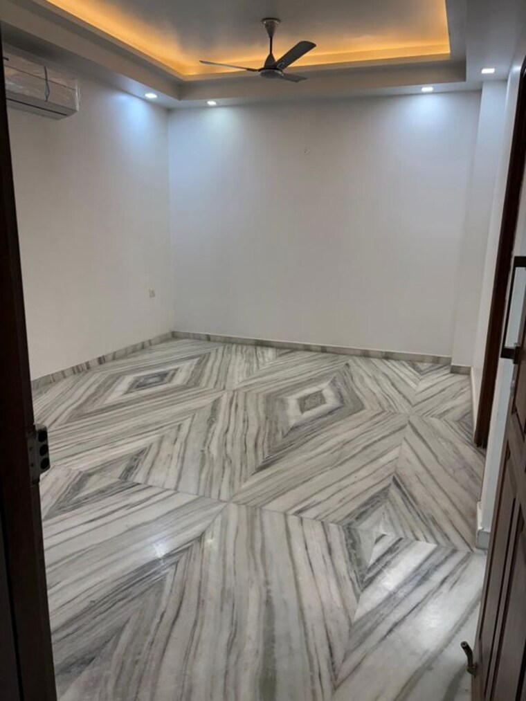 Bedroom, sector 45 3 Bedroom 2450 Sq.Ft. Builder Floor In Sector 45 Gurgaon 9906967