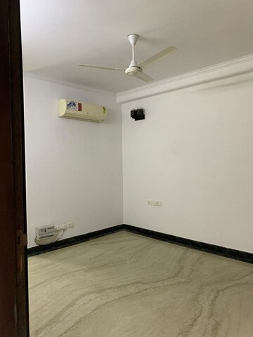 Room in 1 BHK Builder Floor at Greater Kailash ii – for Rent