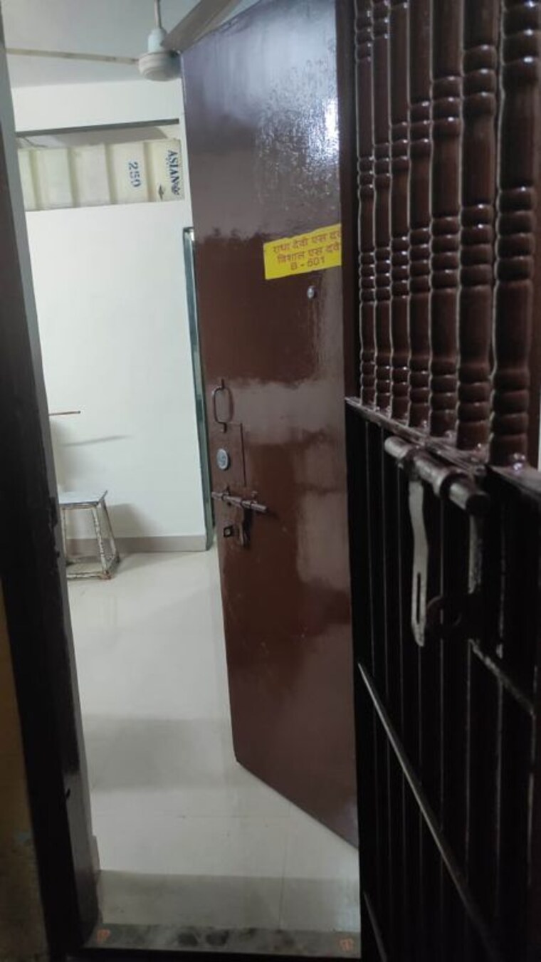 Balcony, rose-garden-chs 1 RK 300 Sq.Ft. Apartment In Mira Road Thane 9906861