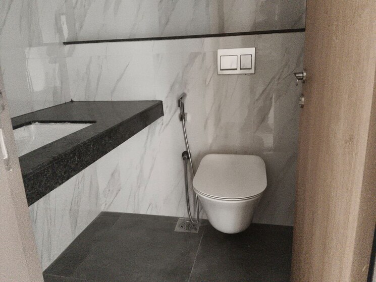 Bathroom, lodha-woods 3 Bedroom 1100 Sq.Ft. Apartment In Kandivali East Mumbai 9906991