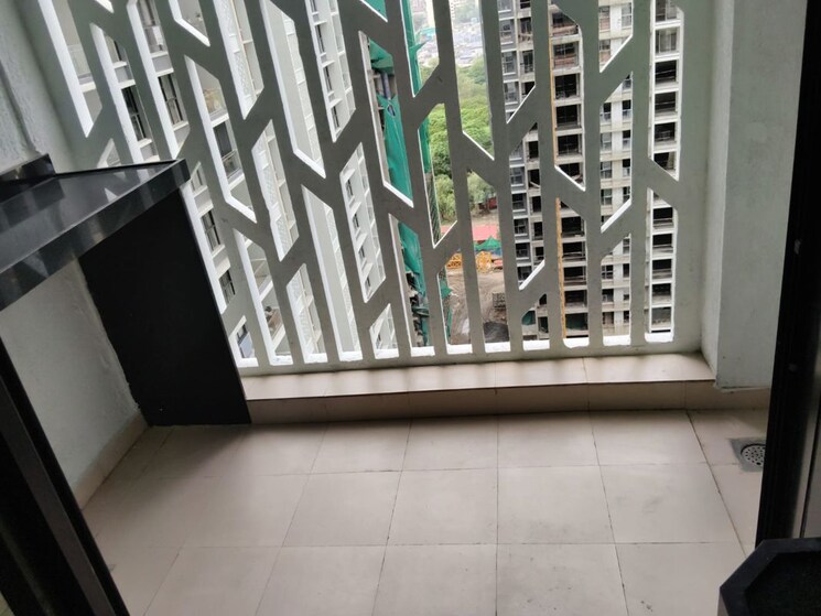 Balcony, lodha-woods 3 Bedroom 1100 Sq.Ft. Apartment In Kandivali East Mumbai 9906991