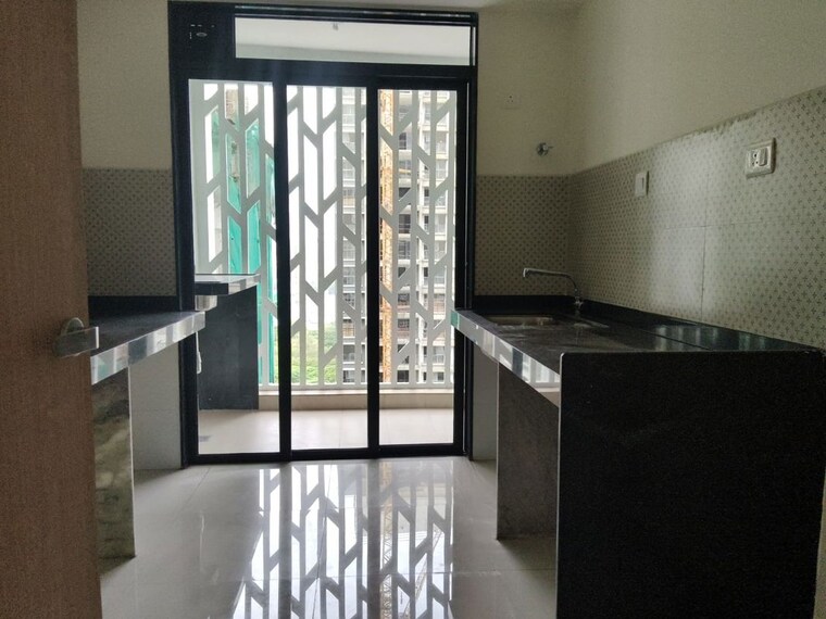Kitchen, lodha-woods 3 Bedroom 1100 Sq.Ft. Apartment In Kandivali East Mumbai 9906991