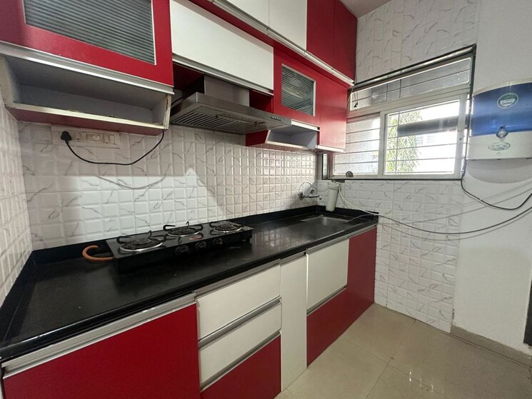 Kitchen, radha-housing-society 2 Bedroom 800 Sq.Ft. Apartment In Aundh Pune 9907072