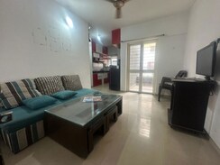 2 BHK Apartment For Rent in Radha Housing Society