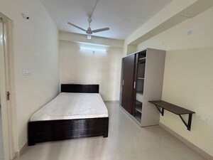 Room in 1 BHK Apartment at Kondapur – for Rent
