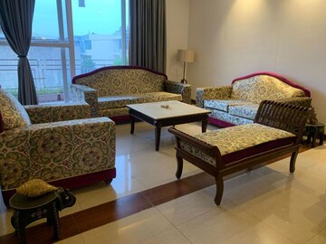 Living Room in 4 BHK Builder Floor at Srishti Greenfield Homes, Green Fields Colony – for Sale