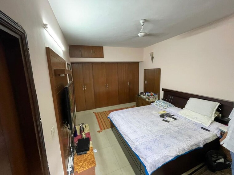 Bedroom, dlf-city-phase-iv 2 Bedroom 1285 Sq.Ft. Villa In Dlf Phase iv Gurgaon 9907113