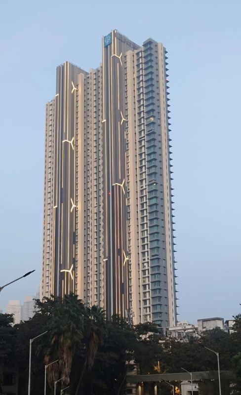 5 BHK 2700 Sq.Ft. Apartment in Kalpataru Avana