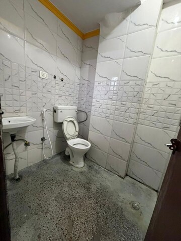 2 BHK Builder Floor For Rent in Neb Sarai