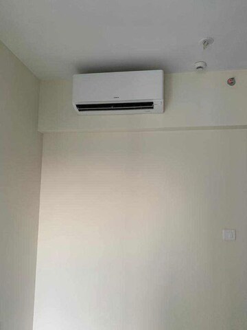 Room in 1 BHK Apartment at Lodha Casa Maxima, Mira Road – for Sale