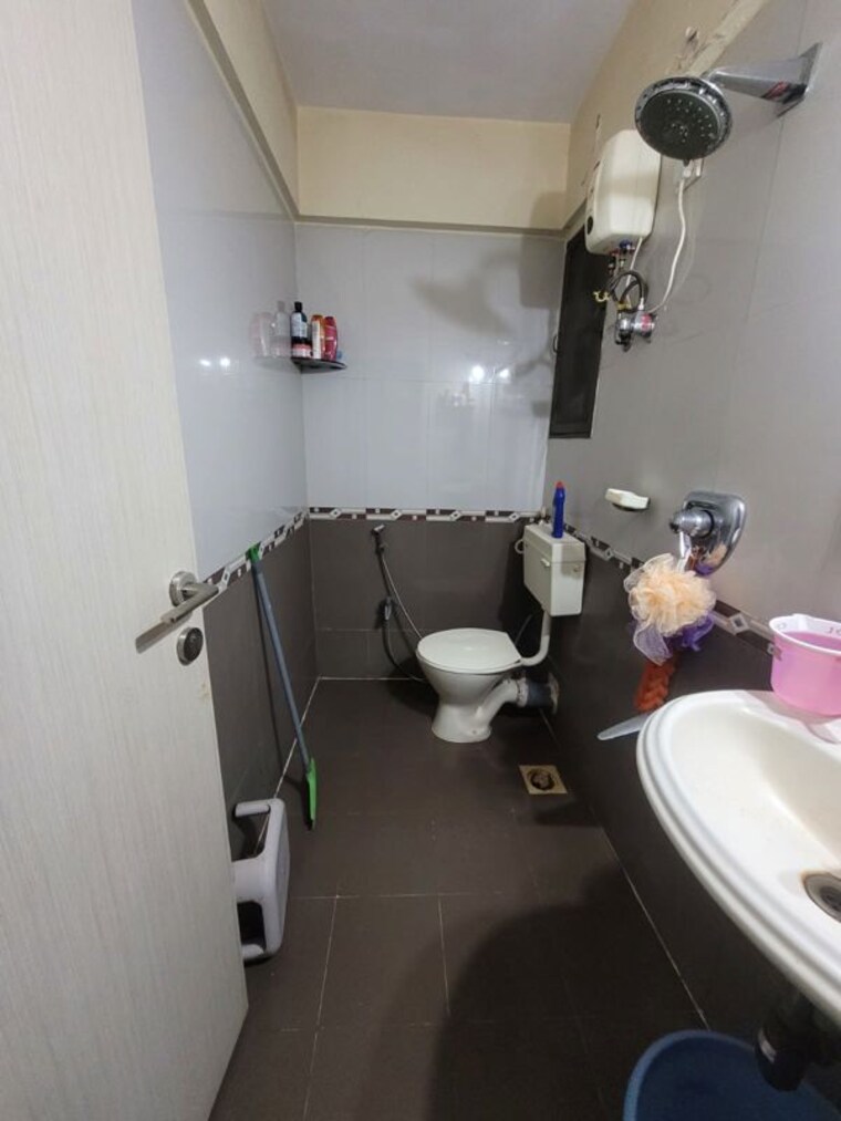 Team Area, mahavir-platinum-chs-ltd 1 Bedroom 450 Sq.Ft. Apartment In Govandi East Mumbai 9907152