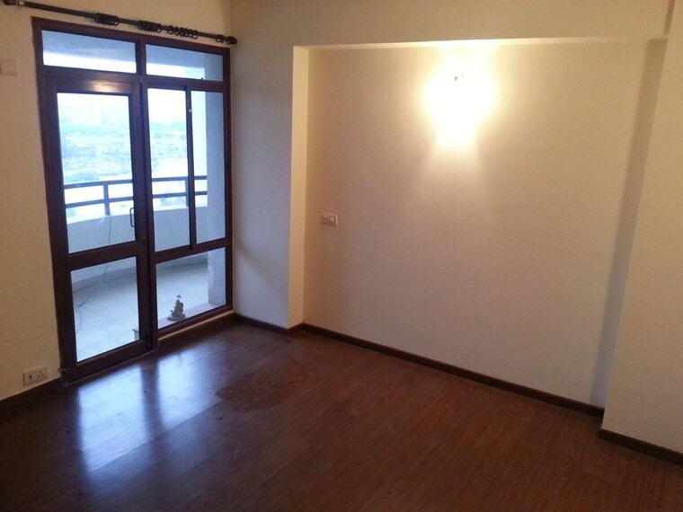 Room, pioneer-park-phase-1 2.5 Bedroom 1300 Sq.Ft. Apartment In Sector 61 Gurgaon 9907161