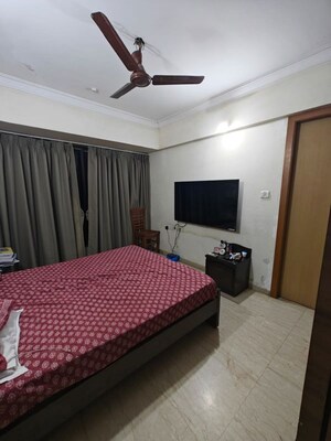 Bedroom in 2 BHK Apartment at Kukreja Golfscappe , Chembur – for Rent