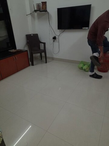 Team Area in 1 BHK Apartment at Neelganga Apartment, Lower Parel – for Rent