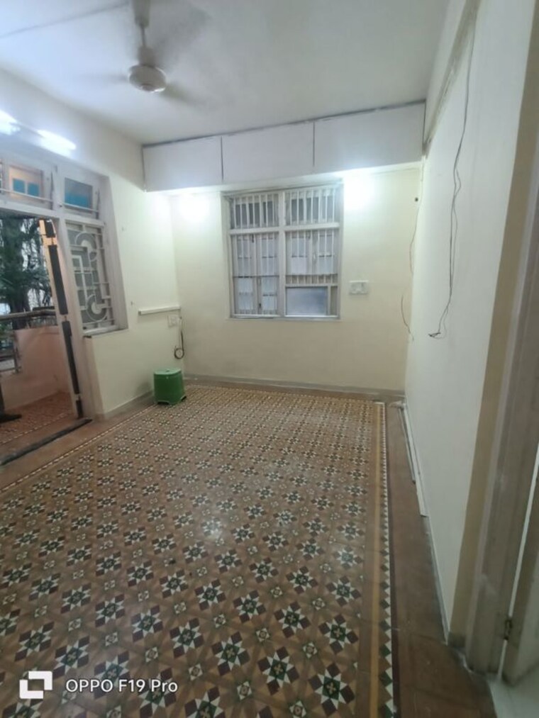 Bedroom, matunga-vashudha-chs 1 Bedroom 450 Sq.Ft. Apartment In Matunga Mumbai 9907206