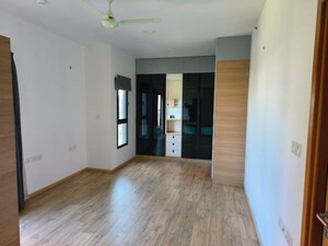 Room in 2 BHK Apartment at Purva Palm Beach, Hennur Road – for Rent