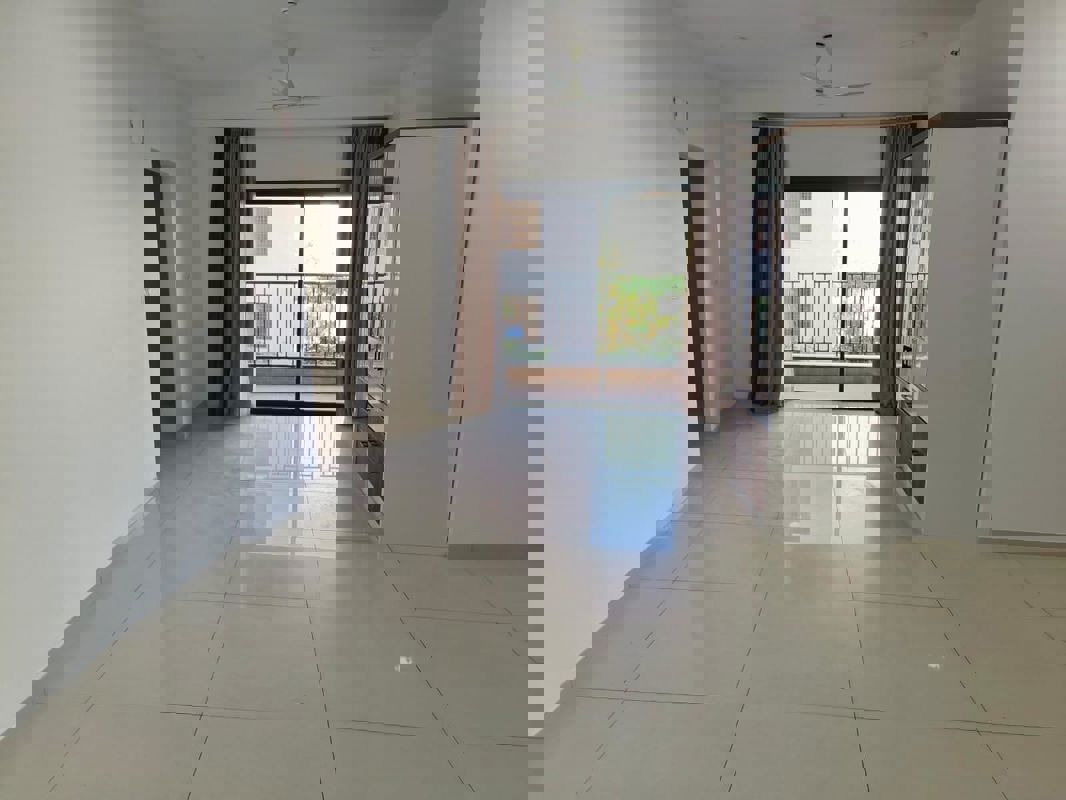 2 BHK + Pooja Room Apartment For Rent in Purva Palm Beach