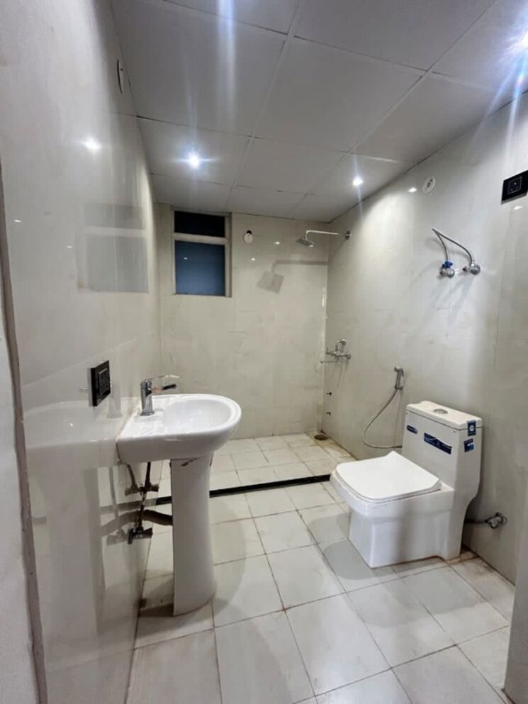 Bathroom, bptp-park-81 4 Bedroom 279 Sq.Ft. Builder Floor In Sector 81 Faridabad 9907322
