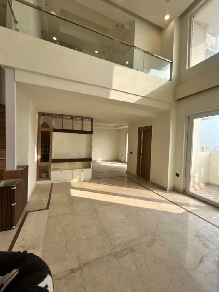 Kitchen, bptp-park-81 4 Bedroom 279 Sq.Ft. Builder Floor In Sector 81 Faridabad 9907322