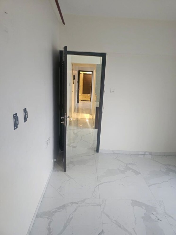 Room, runwal-heights 2 Bedroom 650 Sq.Ft. Apartment In Mulund West Mumbai 9907200