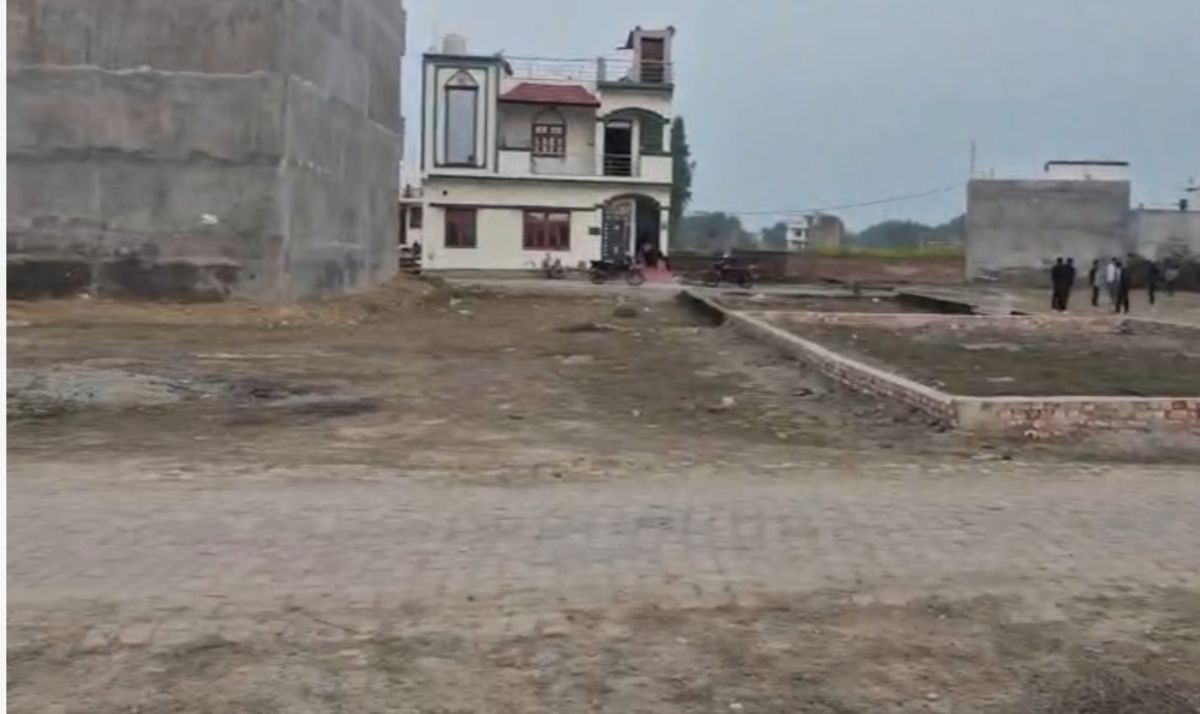 Plot For Sale in Kalli Paschim