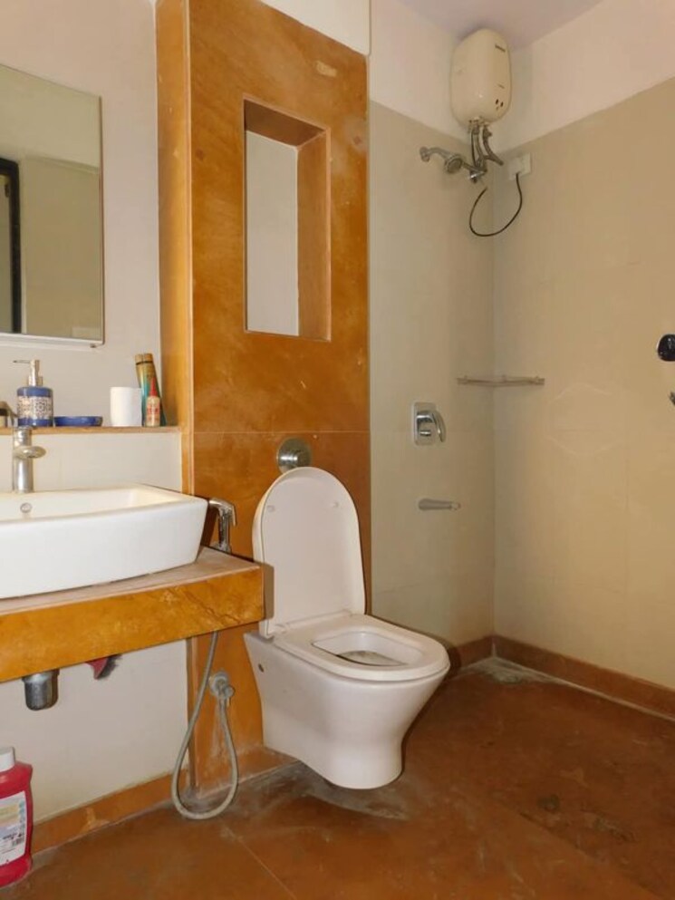 undefined, rosa-bella 3 Bedroom 1350 Sq.Ft. Apartment In Ghodbunder Road Thane 9907440