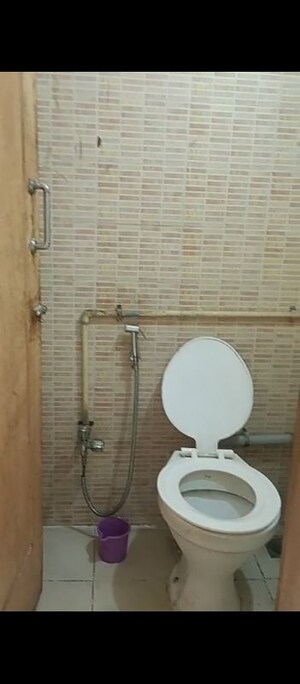 Bathroom in 1 BHK Apartment at Omkar Vayu, Mahim – for Rent