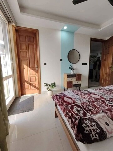 Master Bedroom in 3 BHK Builder Floor at Saket – for Rent