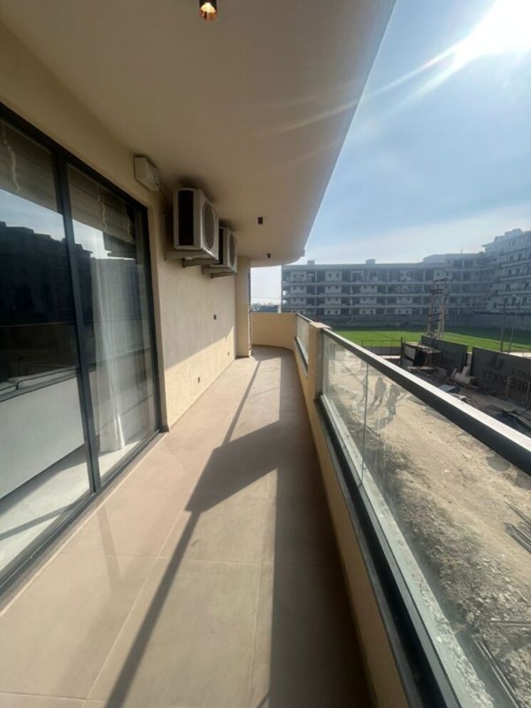 Balcony, aerocity 3 Bedroom 3204 Sq.Ft. Apartment In Aerocity Mohali 9907480