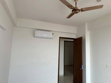3 BHK Apartment For Rent in Artique Uptown Skylla, International Airport Road
