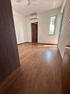 3 BHK + Servant Room Apartment For Sale in Elan The Presidential