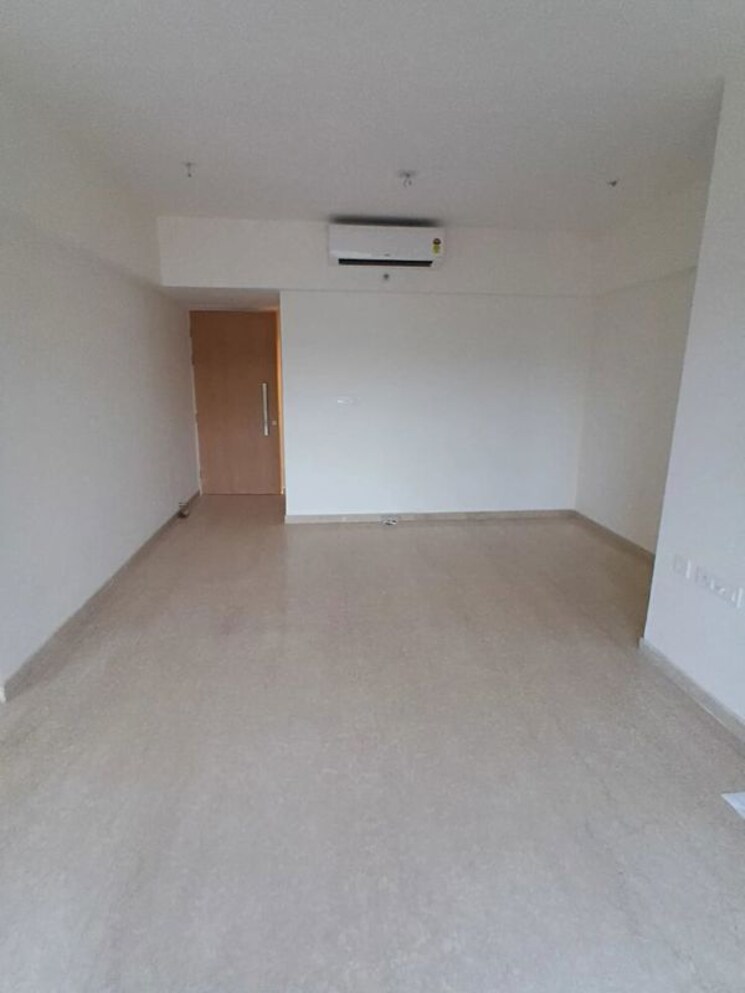 Room, lodha-woods 2 Bedroom 761 Sq.Ft. Apartment In Kandivali East Mumbai 9907544