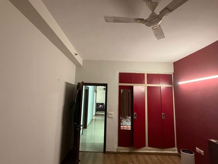 undefined, emaar-palm-gardens 3.5 Bedroom 1900 Sq.Ft. Apartment In Sector 83 Gurgaon 9907614