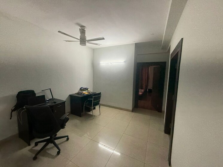 Master Bedroom, emaar-palm-gardens 3.5 Bedroom 1900 Sq.Ft. Apartment In Sector 83 Gurgaon 9907614