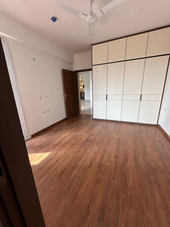 4 BHK + Servant Room 3395 Sq.Ft. Apartment in Elan The Presidential