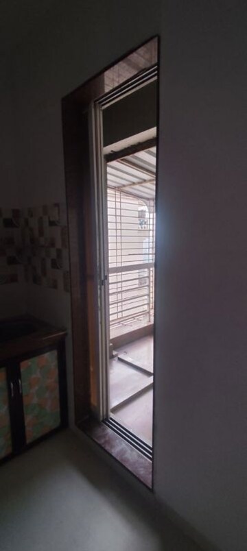 Bathroom in 1.5 BHK Apartment at J M Towers, Kalyan West – for Sale