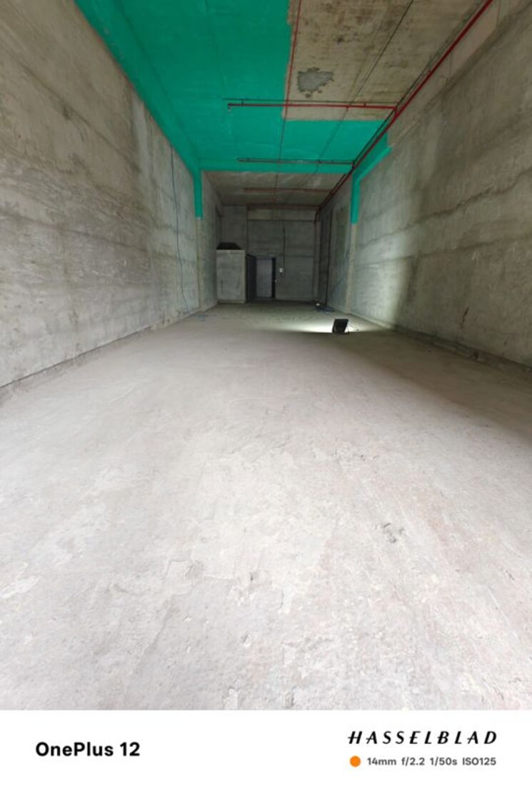 Room, kukreja-center Commercial Shop 670 Sq.Ft. In Cbd Belapur Sector 11 Navi Mumbai 9907670