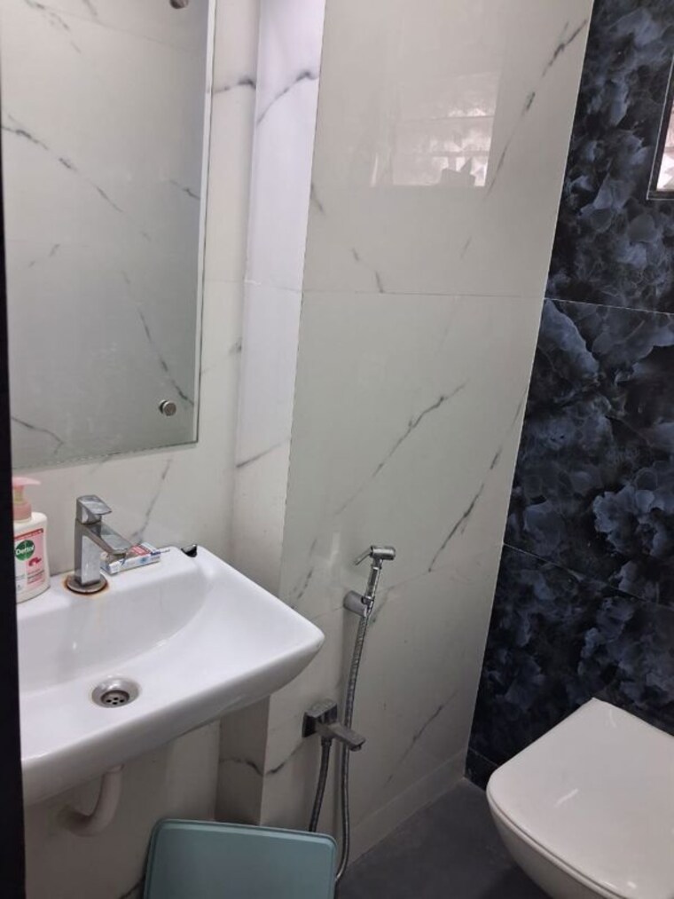 Team Area, kukreja-center Commercial Shop 670 Sq.Ft. In Cbd Belapur Sector 11 Navi Mumbai 9907670