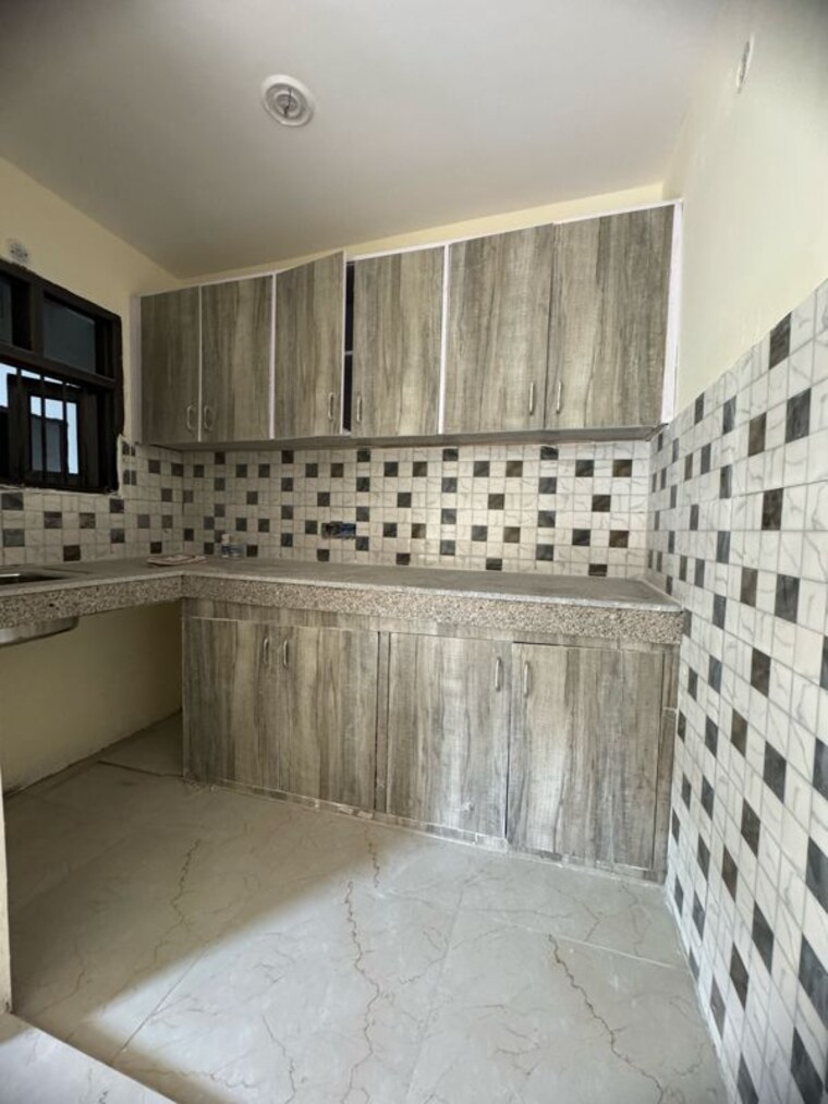 Kitchen, chattarpur 1 Bedroom 550 Sq.Ft. Builder Floor In Chattarpur Delhi 9907695