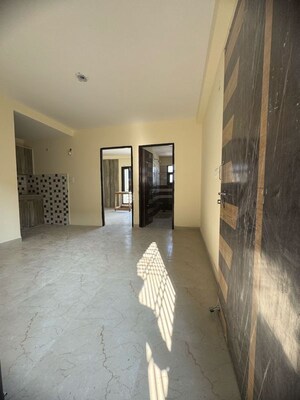 Room in 1 BHK Builder Floor at Chattarpur – for Rent